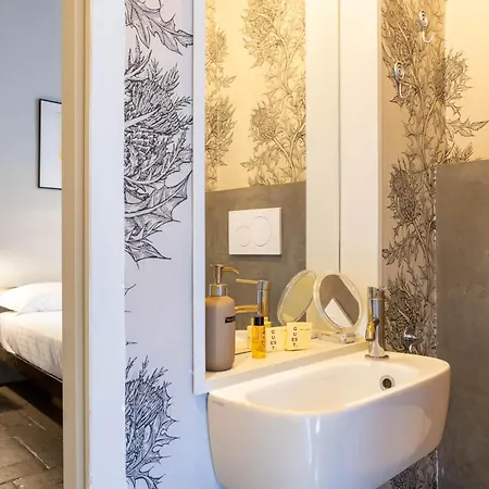 Santo Spirito Rooftop Retreat Apartment Florence