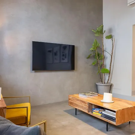 Santo Spirito Rooftop Retreat Apartment